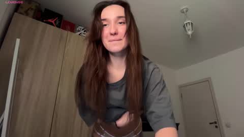 Lina online show from November 2025 10:41:01 PM