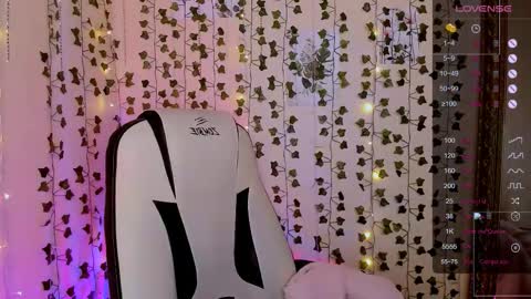 Snapshot of linablossom chatting on February 2026 06:12:02 AM Lina online show from February 2026 06:12:02 AM