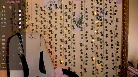Snapshot of linablossom chatting on February 2026 08:19:01 AM Lina online show from February 2026 08:19:01 AM