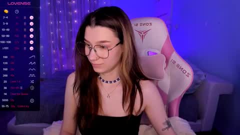 Snapshot of linablossom chatting on February 2026 08:11:02 AM Lina online show from February 2026 08:11:02 AM