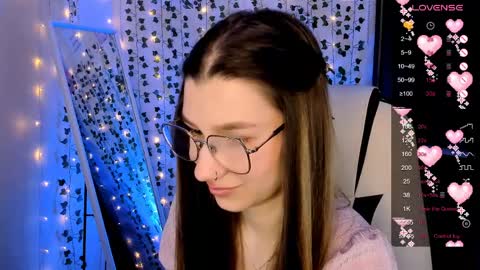 Snapshot of linablossom chatting on April 2026 06:19:01 AM Lina online show from April 2026 06:19:01 AM