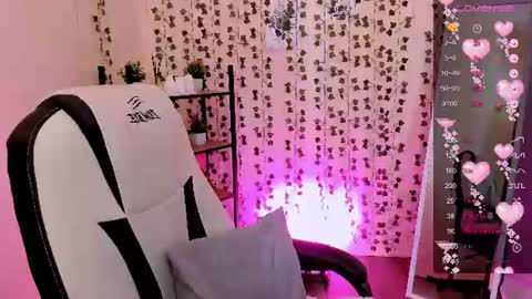 Snapshot of linablossom chatting on June 2026 03:29:02 AM Lina online show from June 2026 03:29:02 AM