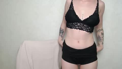 Snapshot of linacute52 chatting on October 2025 03:43:01 PM linacute52 online show from October 2025 03:43:01 PM