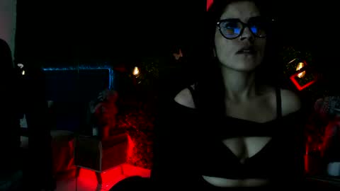 Snapshot of linagh chatting on July 2026 11:56:01 AM Lina online show from July 2026 11:56:01 AM