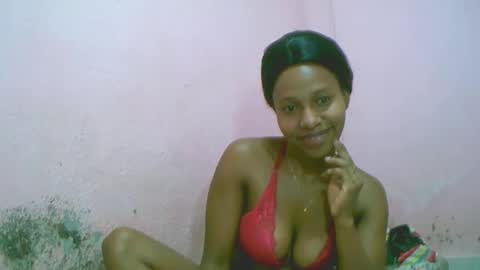 linah1123 online show from February 2026 01:59:02 AM