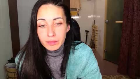 LinaLivee online show from October 2025 09:55:02 PM