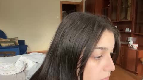 Snapshot of linamurrrr chatting on September 2025 09:43:02 AM Nicolas and Lina online show from September 2025 09:43:02 AM