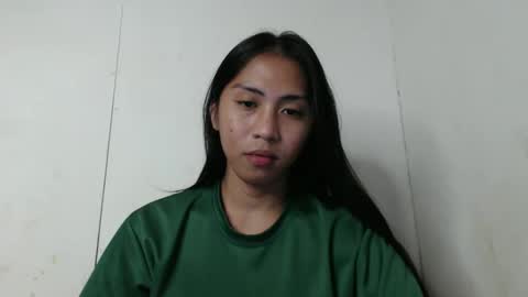 Snapshot of linaslayer chatting on December 2024 03:22:02 PM Lexi online show from December 2024 03:22:02 PM