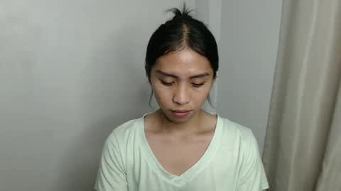 Snapshot of linaslayer chatting on February 2025 03:43:02 PM Lexi online show from February 2025 03:43:02 PM