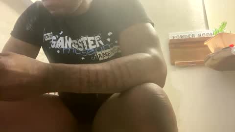 Snapshot of lincolnlongdick chatting on December 2024 02:57:02 PM Richie Rich online show from December 2024 02:57:02 PM