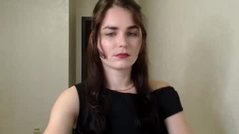 Snapshot of linda_aa chatting on September 2025 06:43:02 PM Linda online show from September 2025 06:43:02 PM