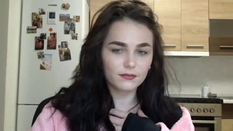 Snapshot of linda_aa chatting on November 2025 08:54:02 PM Linda online show from November 2025 08:54:02 PM