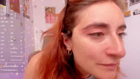 Snapshot of linda_giggle chatting on October 2025 03:53:01 PM Giggles online show from October 2025 03:53:01 PM