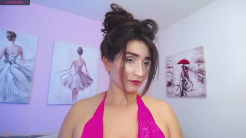 Maria Paula online show from January 2025 12:02:02 PM