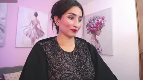 Maria Paula online show from March 2025 12:09:01 PM