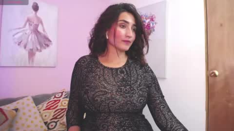 Maria Paula online show from March 2025 03:13:02 PM
