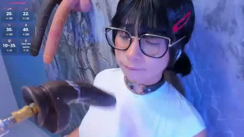 Snapshot of linda_sofi__ chatting on July 2026 08:35:01 PM linda_sofi__ online show from July 2026 08:35:01 PM