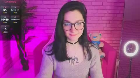 Linda online show from November 2025 01:59:02 AM