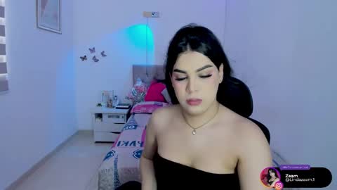 Snapshot of linda_zaam8386 chatting on November 2025 04:25:01 PM online show from November 2025 04:25:01 PM