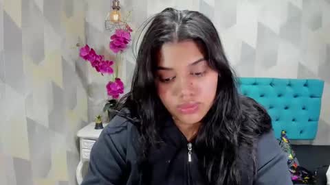    online show from October 2025 07:34:02 PM