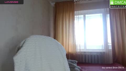 LindaErnestine online show from March 2025 07:13:02 AM