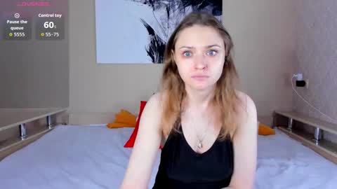 Snapshot of lindaeva chatting on November 2025 09:42:02 AM Linda online show from November 2025 09:42:02 AM