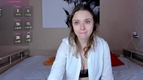 Snapshot of lindaeva chatting on November 2025 05:17:01 AM Linda online show from November 2025 05:17:01 AM