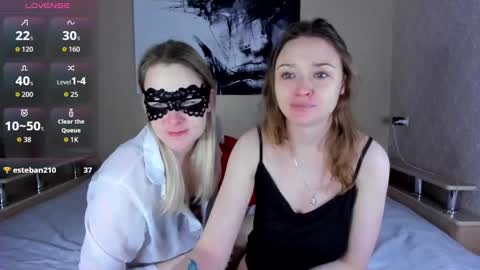 Snapshot of lindaeva chatting on November 2025 02:44:02 AM Linda online show from November 2025 02:44:02 AM