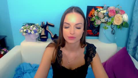 Snapshot of lindaliiii chatting on December 2024 06:57:02 AM Linda online show from December 2024 06:57:02 AM