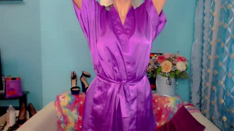 Snapshot of lindaliiii chatting on March 2025 06:35:01 AM Linda online show from March 2025 06:35:01 AM