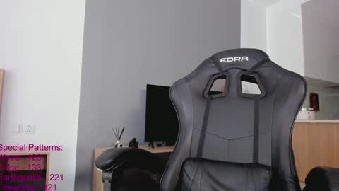 Snapshot of lindamei chatting on February 2025 03:32:02 AM lindamei online show from February 2025 03:32:02 AM