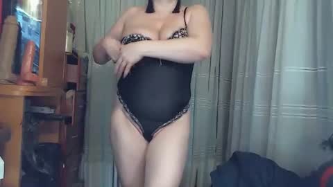 lindasweet53 online show from November 2025 10:01:02 AM