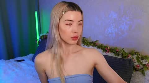 Snapshot of lindathackerr chatting on May 2026 07:09:02 PM Linda online show from May 2026 07:09:02 PM