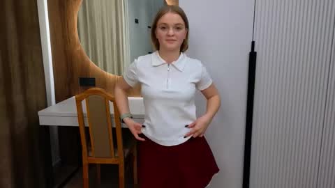 Snapshot of lindseybristow chatting on November 2025 12:16:02 PM Kris online show from November 2025 12:16:02 PM