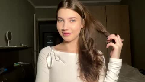 Linda online show from April 2026 02:41:01 PM