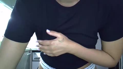 Snapshot of lindsisecret chatting on September 2025 09:58:01 AM Anna online show from September 2025 09:58:01 AM