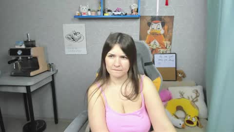 Snapshot of linerapitts chatting on April 2026 08:04:02 PM linerapitts online show from April 2026 08:04:02 PM