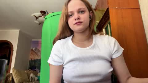 Snapshot of linettehnatow chatting on February 2026 10:21:02 AM Eva online show from February 2026 10:21:02 AM