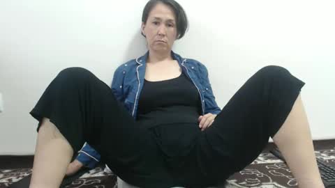 Snapshot of linkisskiss chatting on April 2026 07:00:01 AM LinKissKiss online show from April 2026 07:00:01 AM