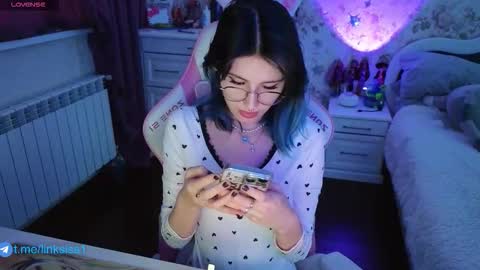 linksiss online show from November 2025 03:50:01 AM