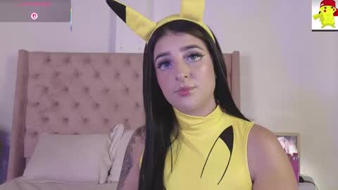 Luciana online show from November 2025 09:04:02 PM