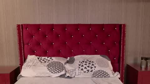  LINSY  online show from December 2025 04:25:01 PM