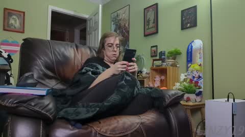 Snapshot of linzy19 chatting on January 2025 02:14:01 AM Linzy19 online show from January 2025 02:14:01 AM