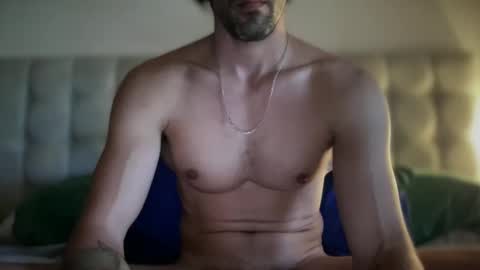 lion_hotty online show from November 2025 05:52:01 PM