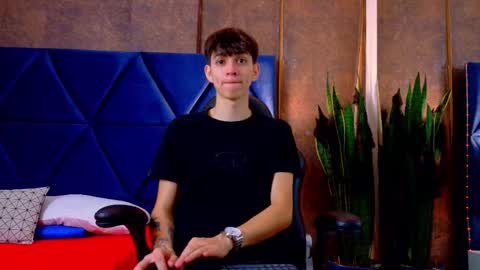 LION FOSTER online show from October 2025 11:55:02 AM