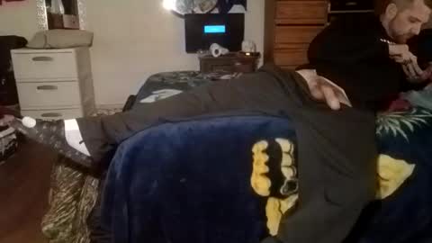 lionman_0420 online show from December 2025 03:38:02 PM