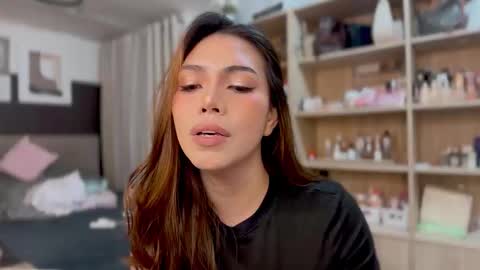 Snapshot of lioraeofophirxx chatting on November 2025 09:17:02 AM Liora of Ophir online show from November 2025 09:17:02 AM