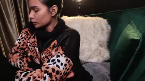 Snapshot of lireesa chatting on January 2025 04:49:02 AM Lire online show from January 2025 04:49:02 AM