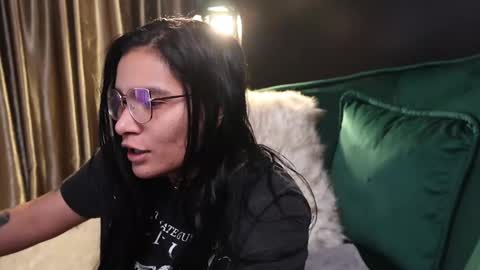 Snapshot of lireesa chatting on February 2025 04:56:02 AM Lire online show from February 2025 04:56:02 AM