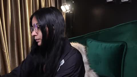 Snapshot of lireesa chatting on February 2025 04:55:01 AM Lire online show from February 2025 04:55:01 AM